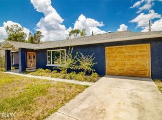 8800 Geneva St, Fort Myers, FL 33907