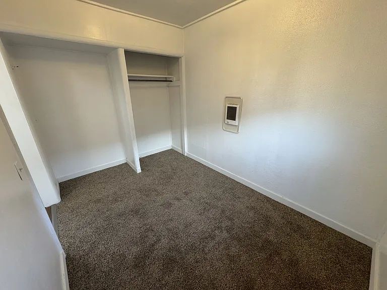 1033 W Columbia Ave #B — Photo 6