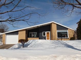 1125 Keewaydin St, Negaunee, MI 49866