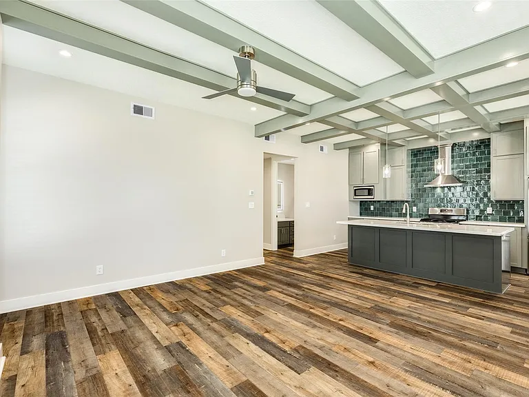 3228 Avenue R #1 — Photo 6