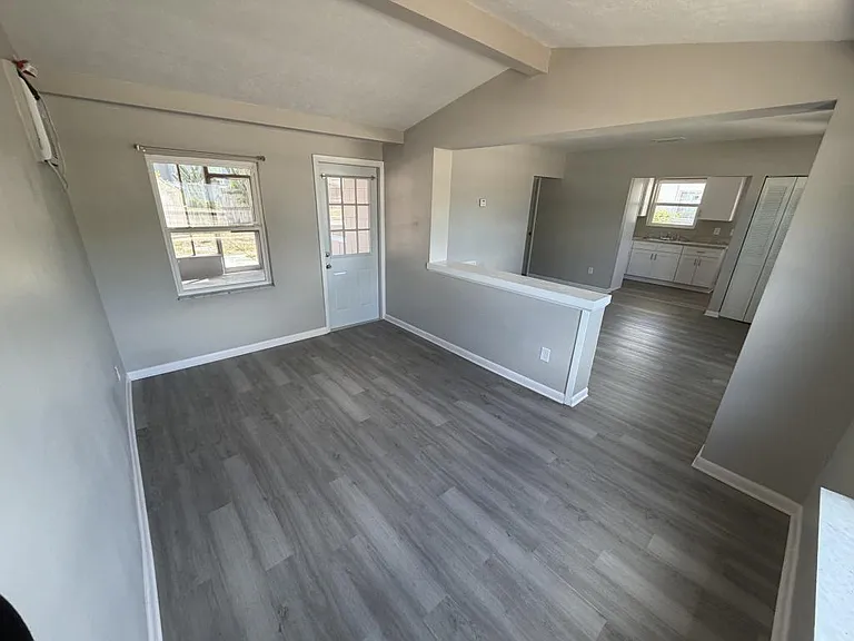 510 Stillwater Ave — Photo 3