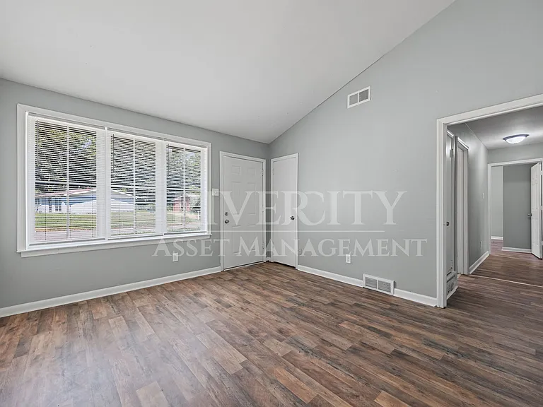3520 Pueblo Ave — Photo 6
