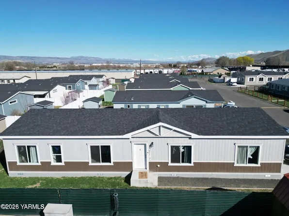 2802 S 5th Ave #21, Yakima, WA 98903