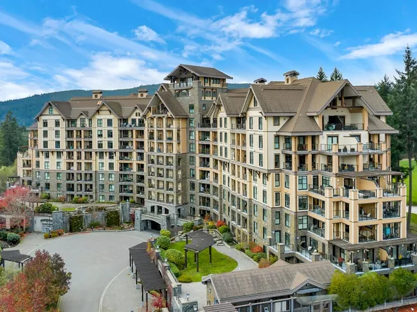 1400 Lynburne Pl #802, Langford, BC V9B 0A4