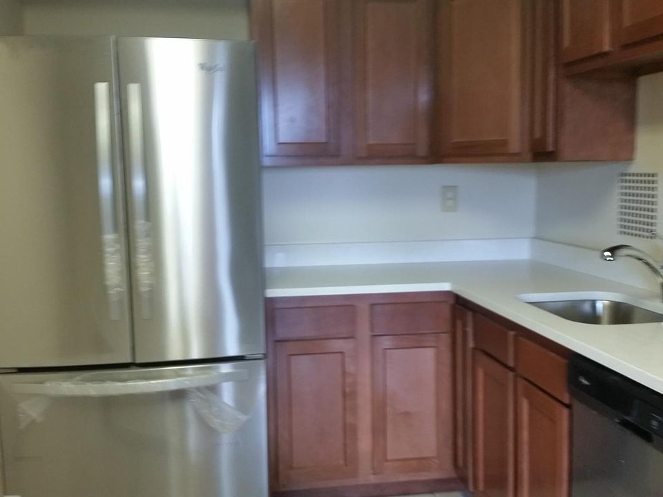 2nd image of 3705 S George Mason Dr APT 1213S