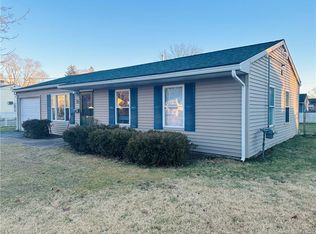 22 Manwaring Rd, Norwich, CT 06360