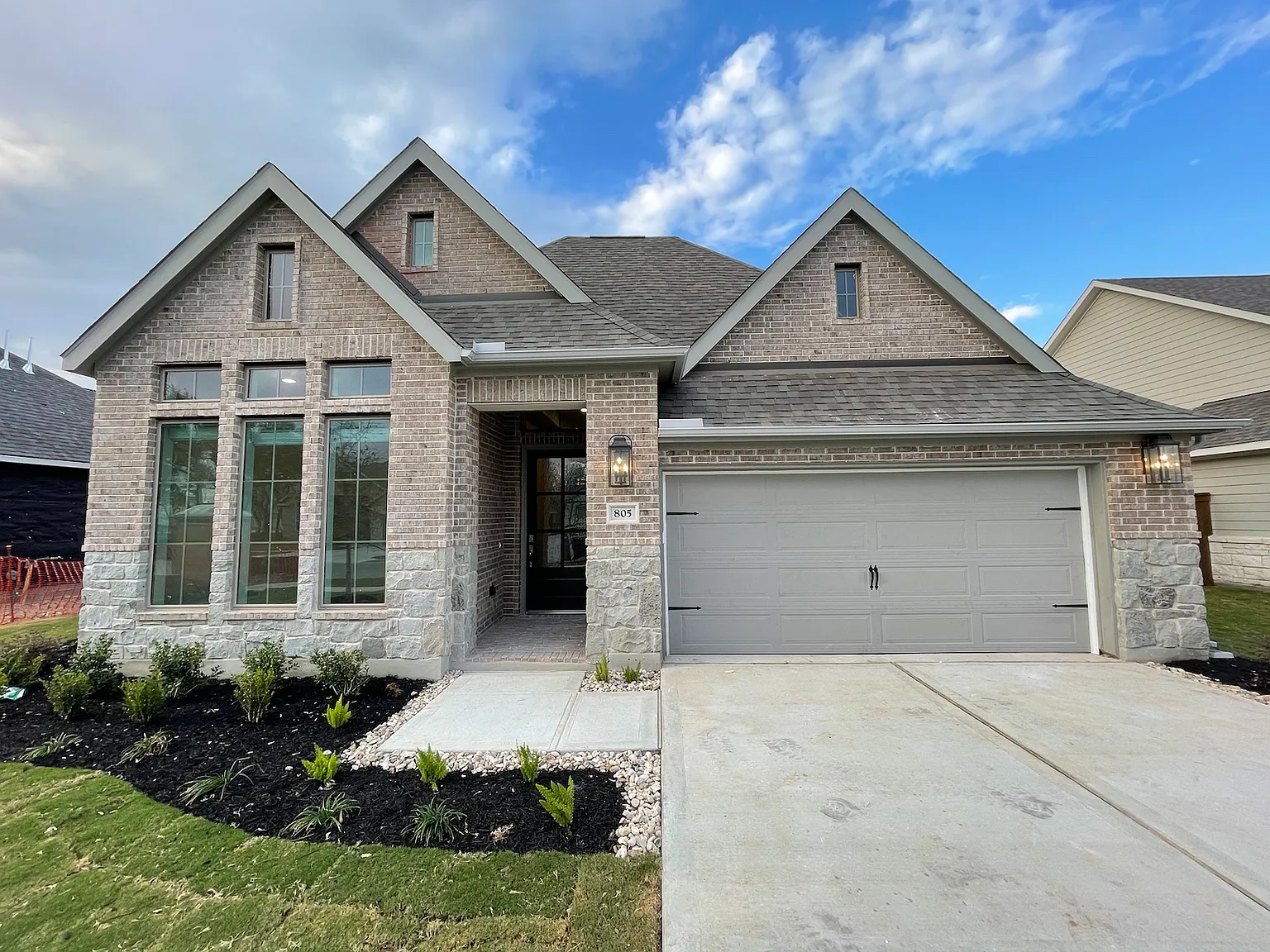 4 bed, 3.5 bath, 2663 sqft, $3,000 — Photo 1
