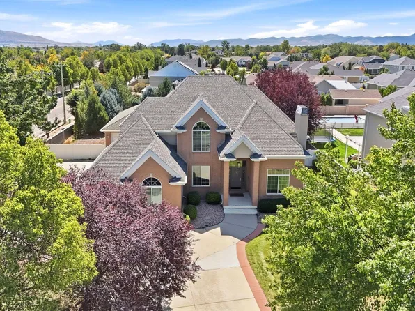 2217 W Kensington Park Dr, West Jordan, UT 84088