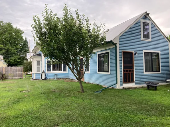 11 Mechanic Street, Bridgton, ME 04009