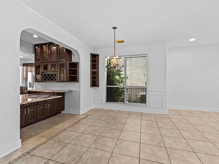 5724 Brittlyns Ct — Photo 8