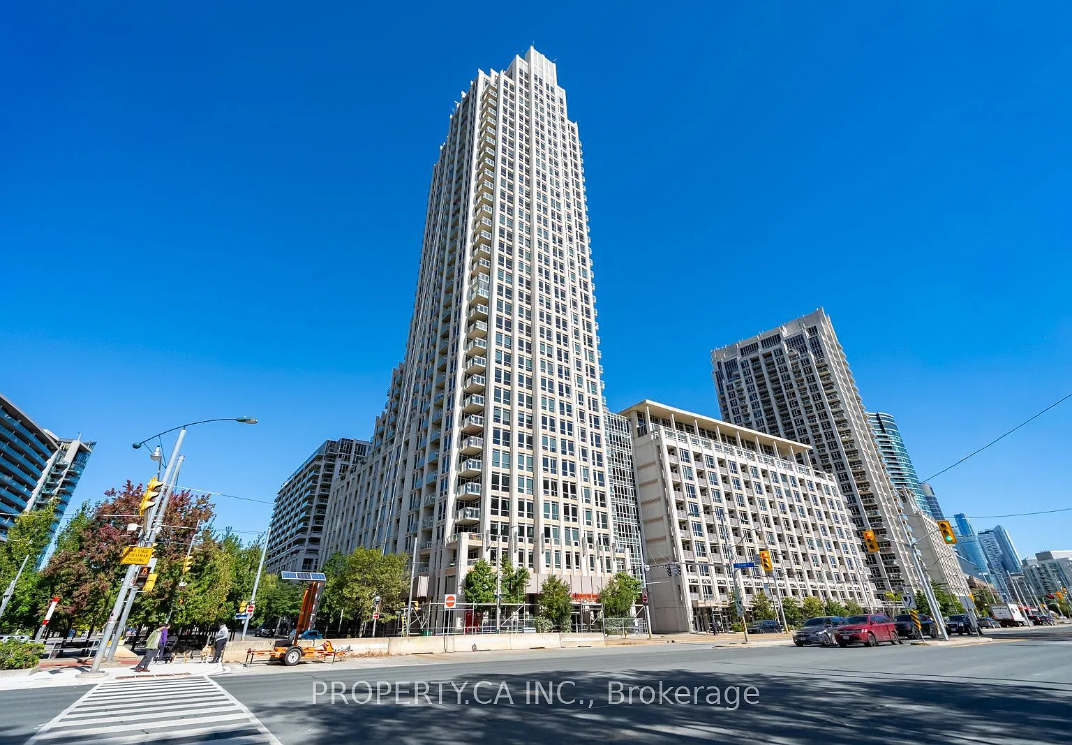 628 Fleet St — Photo 1
