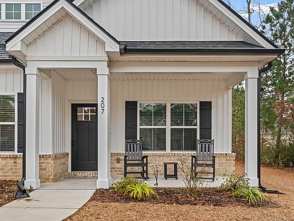 2nd image of 207 Putney Ct.