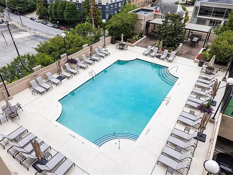 325 E Paces Ferry Rd NE #706 — Photo 25