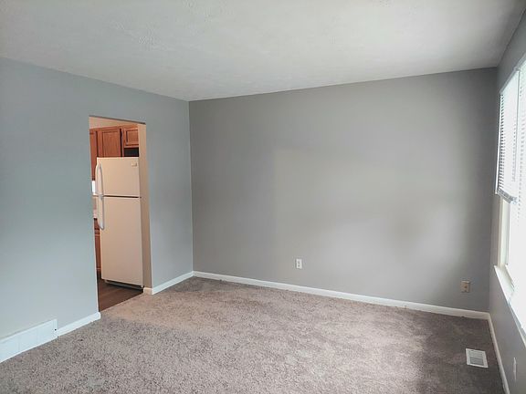 5th image of 3632 Niles Dr