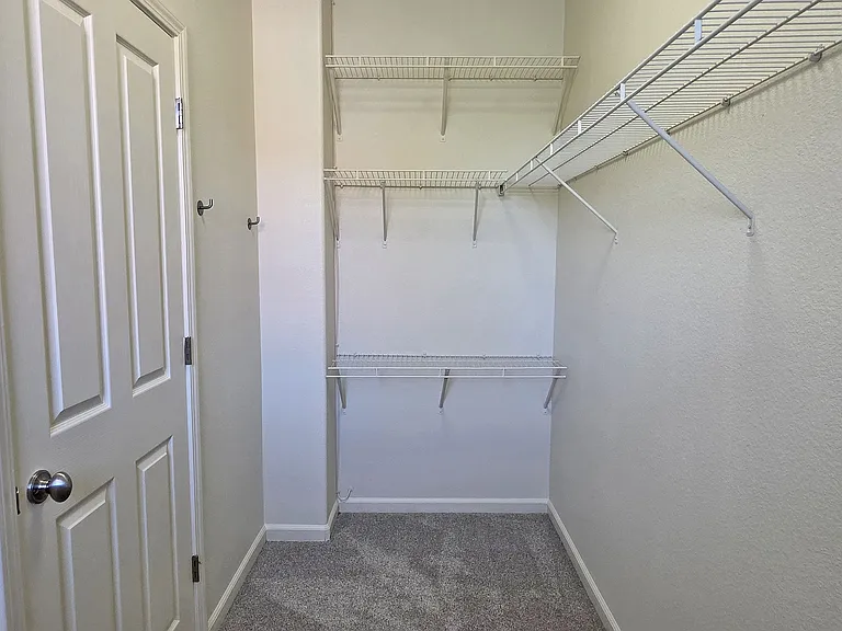 845 Bronze Ln — Photo 22
