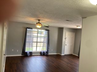 2112 N Austin Ave #1, Pearland, TX 77581