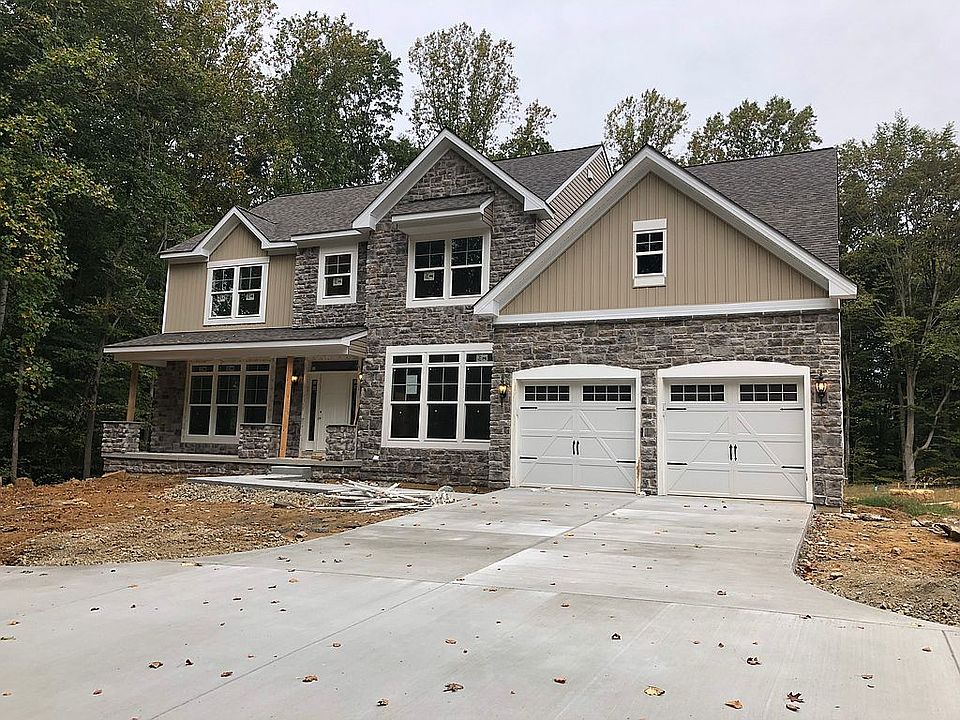 1st image of 610 Cedar Ln