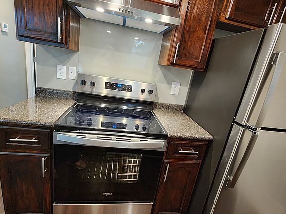 Kitchen with breakfast nook