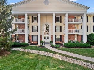 1530 Bedford Forge Ct APT 10, Chesterfield, MO