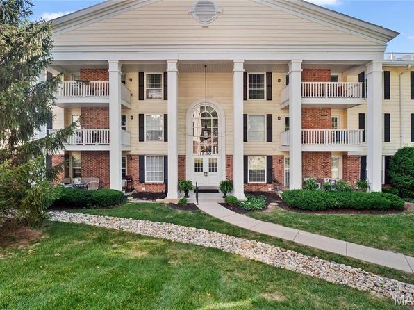 1530 Bedford Forge Ct APT 10, Chesterfield, MO 63017
