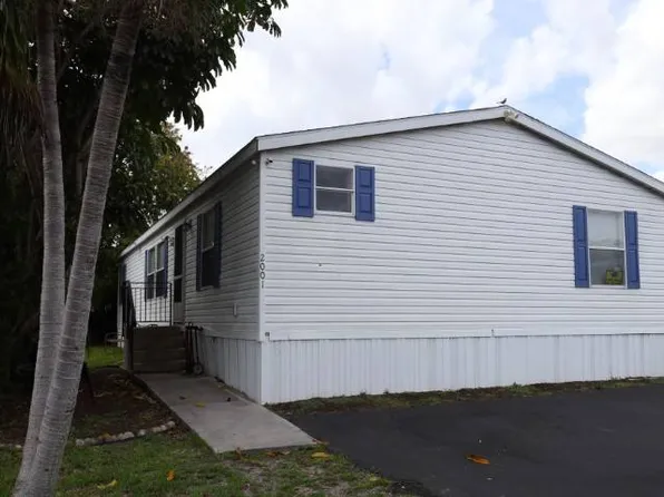 2001 NW 21st St #352, Boynton Beach, FL 33436