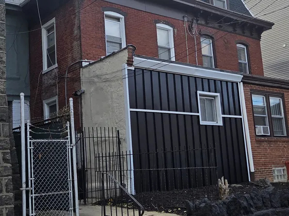 1612 N 54th St #1F, Philadelphia, PA 19131
