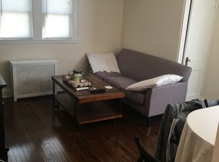 17 Cornell St, Williston Park, NY 11596
