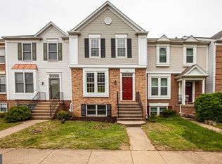 204 Harrogate Rd, Fredericksburg, VA 22406