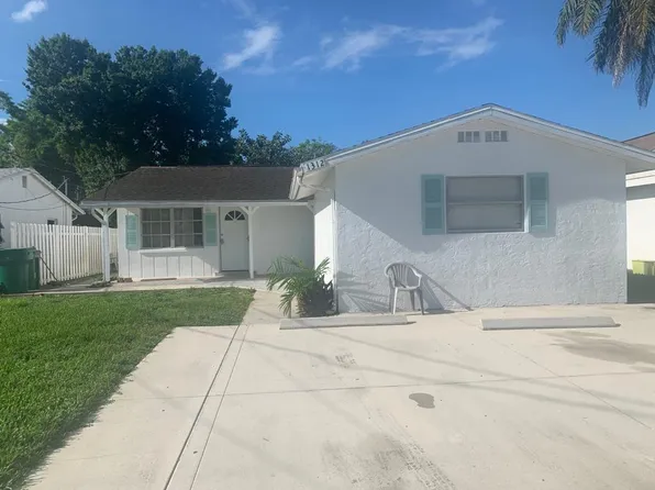 1312 Highlands Dr #3, Naples, FL 34103