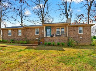 4004 S Breckenridge Ct, Springfield, TN 37172