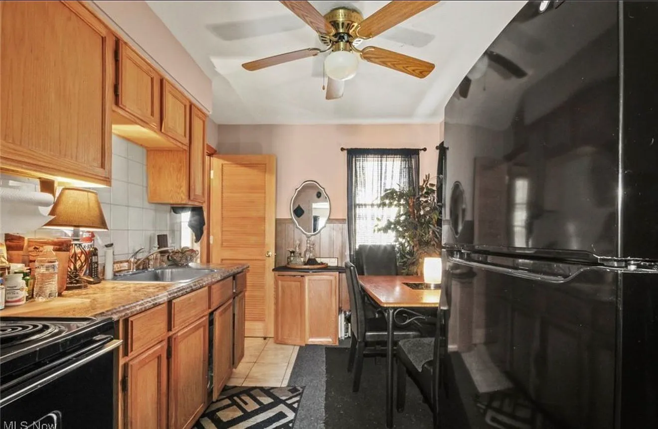 4 bed, 1160 sqft, $1,400 — Photo 4