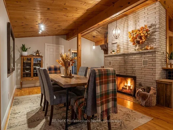 55 Glen Acres Rd, Huntsville, ON P1H 1N6