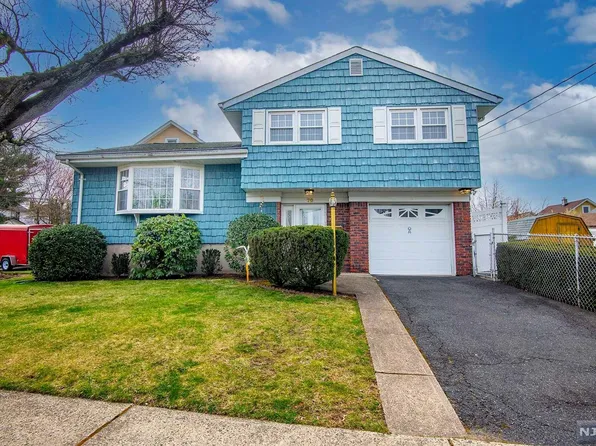 70 Concord St, Dumont, NJ 07628