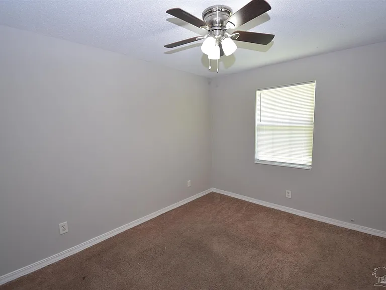 7135 Pearson Rd #4 — Photo 10