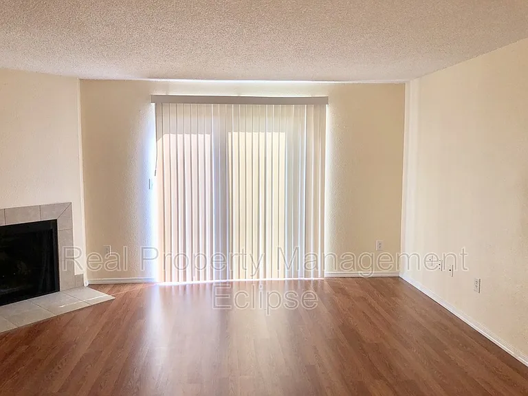 902 28th St NE #902 — Photo 9