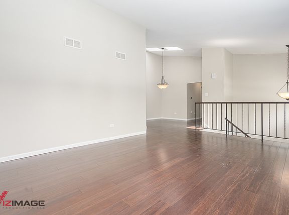 4th image of 9221 Drummond Dr