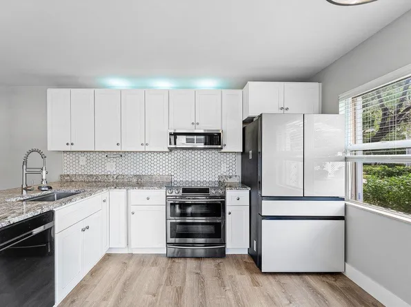 8132 Sedgewick Court, West Palm Beach, FL 33406