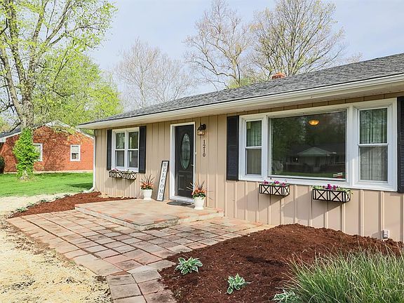 5th image of 1210 Kash Dr