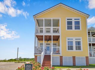 1515 E Beach Blvd APT 141, Pass Christian, MS 39571