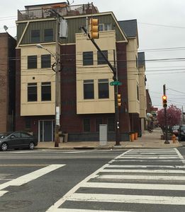 823 S 11th St, Philadelphia, PA, 19147