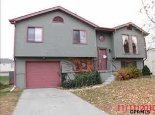 2317 W Laguna Rd, Lincoln, NE 68522