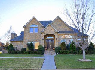 2 S Sechrest Cir, Rogers, AR 72758