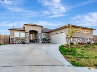 105 Forego Ct, Victoria, TX 77901