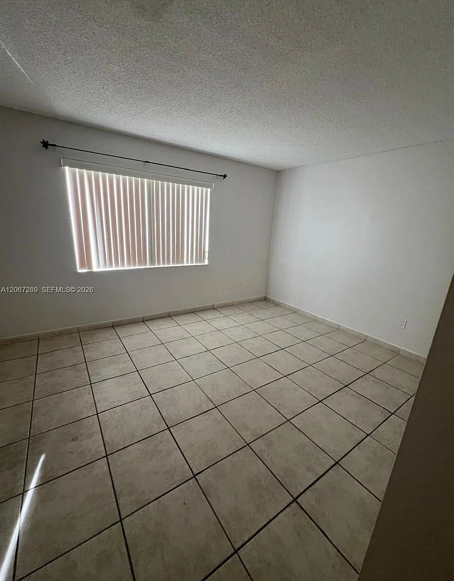 7830 Camino Real — Photo 2