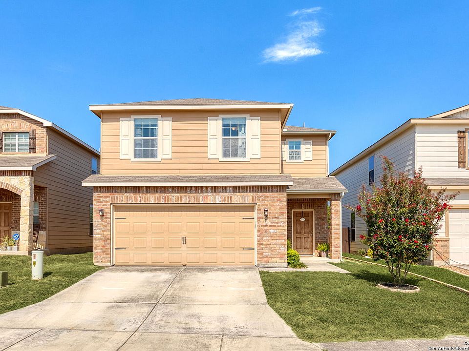 1st image of 25010 REMINGTON OAKS