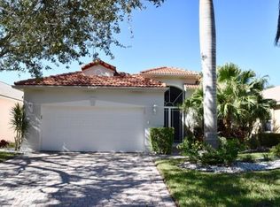 10055 Diamond Lake Rd, Boynton Beach, FL 33437