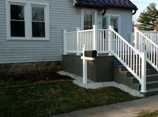 1003 E North Ave, Olney, IL 62450