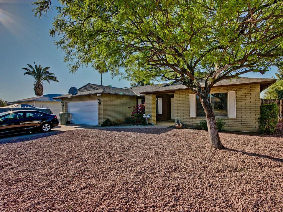 1st image of 4909 W Desert Cove Ave