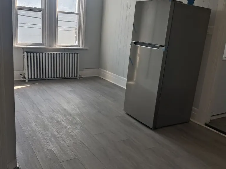 6401 Saybrook Ave — Photo 6