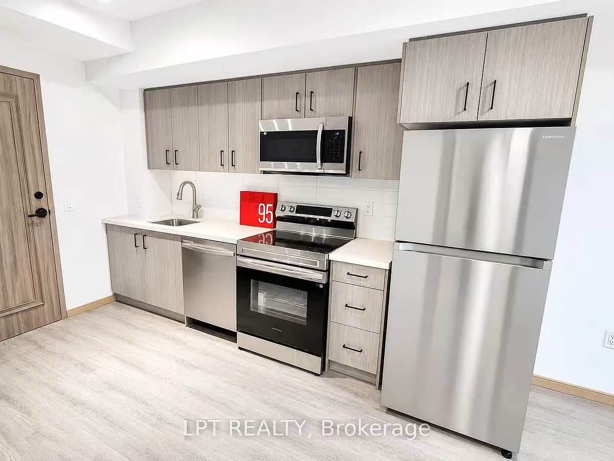 Building Photo - 3429 Sheppard Ave E #B619